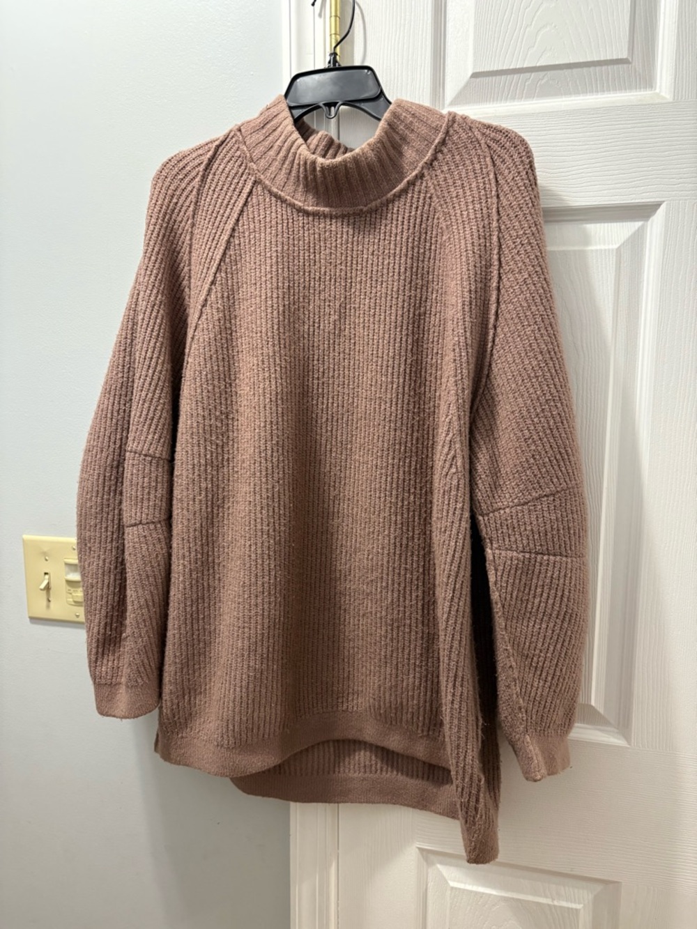 Free People Sunbeam Oversized Pullover Sweater Size Medium Brown